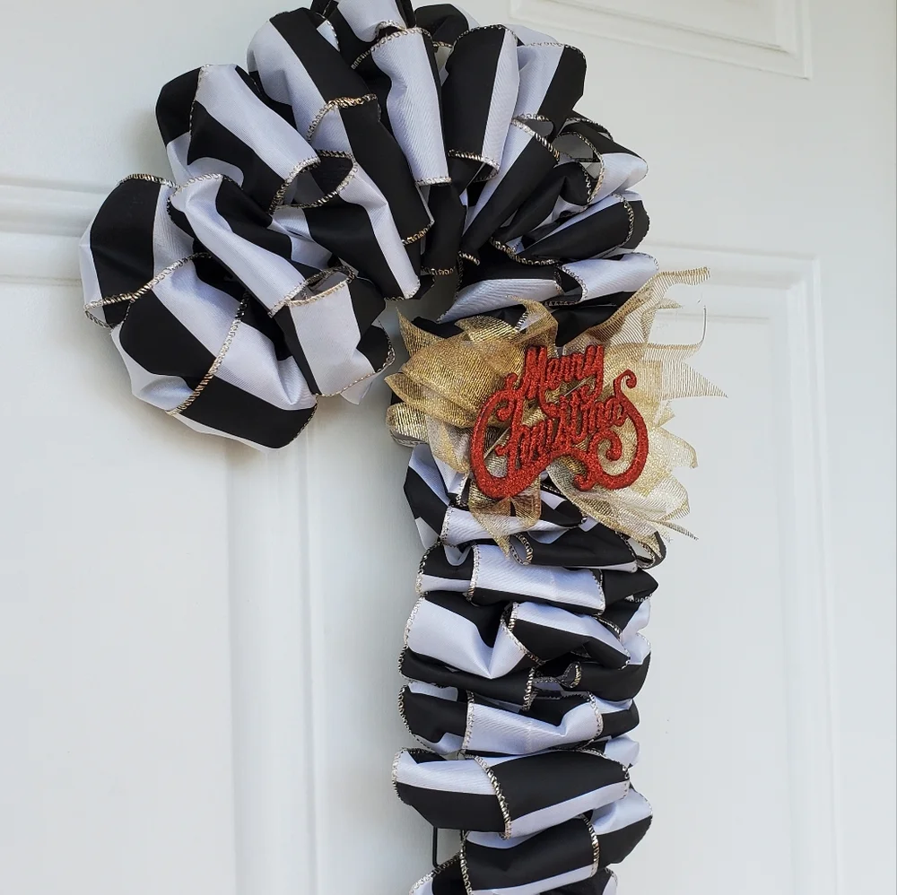Candy Cane Christmas Ribbon Wreath.